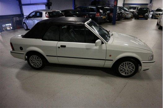 Ford Escort Cabrio - 1.6 XR3 kat. 1990 CABRIOLET / TOP CONDITIE / ONDERHOUD HISTORIE - 1