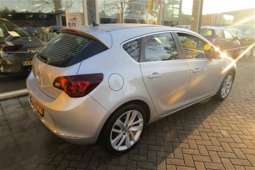 Opel Astra - 1.4 TURBO SPORT NAVI / ECC / BLUET. 18