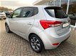 Hyundai ix20 - 1.4i Yes Gold NAVI, CAMERA, ECC, CRUISE, STUUR/STOELVERW - 1 - Thumbnail