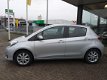 Toyota Yaris - 1.3 VVT-i Dynamic - 1 - Thumbnail