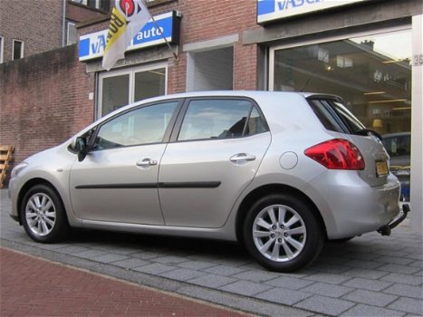 Toyota Auris - 1.6-16V Luna Business Navigatie, All Season banden, Trekhaak - 1