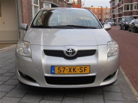 Toyota Auris - 1.6-16V Luna Business Navigatie, All Season banden, Trekhaak - 1