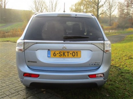 Mitsubishi Outlander - 2.0 PHEV Instyle - 1