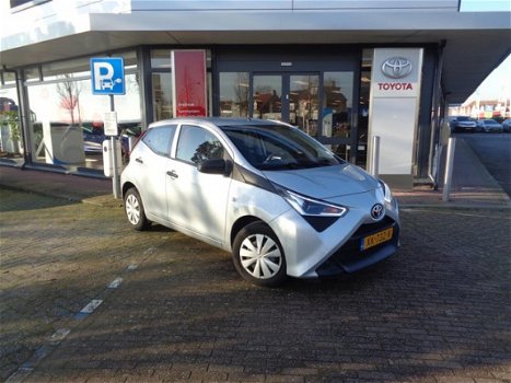 Toyota Aygo - 1.0 VVT-i 72pk 5D x-fun - 1