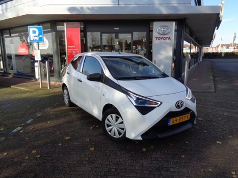 Toyota Aygo - 1.0 VVT-i 72pk 5D x-fun - 1