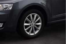 Skoda Octavia Combi - 1.2 TSI 105 pk Greentech Ambition Businessline Navigatie Climatronic Trekhaak