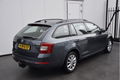 Skoda Octavia Combi - 1.2 TSI 105 pk Greentech Ambition Businessline Navigatie Climatronic Trekhaak - 1 - Thumbnail