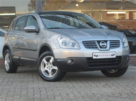 Nissan Qashqai - 2.0 Acenta Premium Navi/Pano/Camera/Xenon/Leder/Key less/Nieuwstaat/2e eigenaar - 1