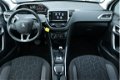 Peugeot 2008 - 1.2 AUTOMAAT NAVI AIRCO BLUETOOTH CRUISE TEC FINANCIEREN AL VANAF 2, 9% - 1 - Thumbnail
