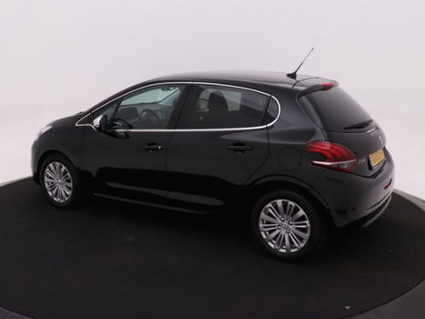 Peugeot 208 - 1.2 5drs PureTech Allure *NAVIGATIE*LMV*CRUISE*CHROME* | NEFKENS DEAL | - 1