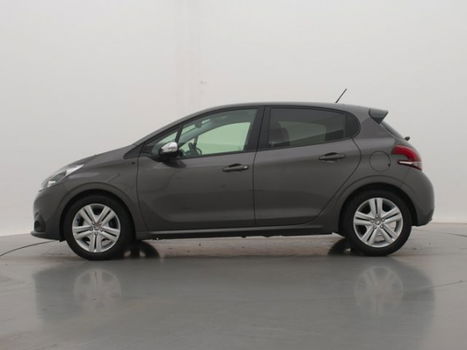 Peugeot 208 - 1.2 82pk Signature | Navigatie | Parkeersensoren | Airco | - 1