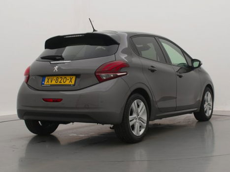 Peugeot 208 - 1.2 82pk Signature | Navigatie | Parkeersensoren | Airco | - 1