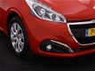 Peugeot 208 - 1.2 PureTech Blue Lion 82 PK 5 deurs *NAVIGATIE*AIRCO*5 DEURS* | NEFKENS DEAL | - 1 - Thumbnail