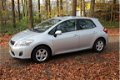 Toyota Auris - 1.8 Full Hybrid Aspiration - 1 - Thumbnail