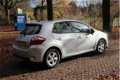 Toyota Auris - 1.8 Full Hybrid Aspiration - 1 - Thumbnail