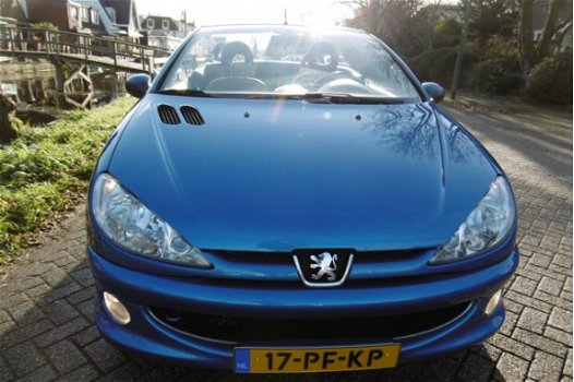 Peugeot 206 CC - 1.6-16V 110pk Leder Keurige auto APK 2021 - 1