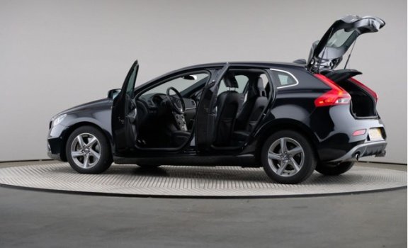 Volvo V40 - 2.0 D4 R-Design Business, Navigatie - 1