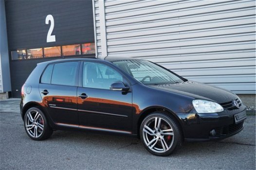 Volkswagen Golf - 1.4 United 5D Clima|Cruis|PDC Zwart Metallic - 1