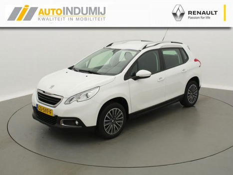 Peugeot 2008 - 1.2 PureTech Active Automaat / Navigatie / Trekhaak - 1