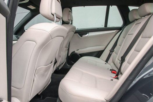 Mercedes-Benz C-klasse Estate - 220 CDI Avantgarde AMG Aut. Navi Leer 17'' - 1