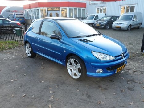 Peugeot 206 - 2.0-16V GTI - 1