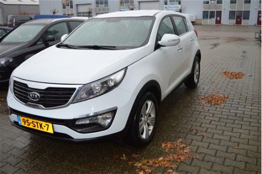 Kia Sportage - 2.0 X-ecutive NAVI / ECC AIRCO / CRUISE / NL-AUTO - 1