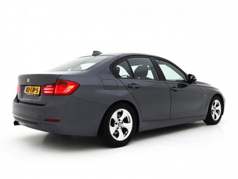 BMW 3-serie - 320d Ede High Executive Sport-line Aut. *XENON+NAVI-PROF+ECC+PDC+CRUISE - 1