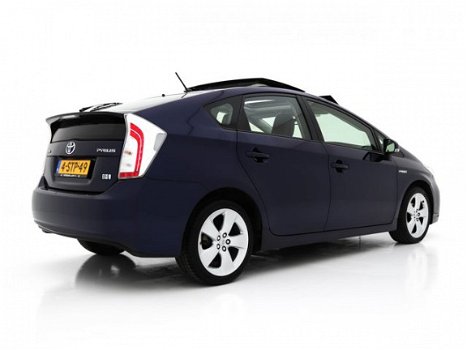 Toyota Prius - 1.8 Dynamic Business AUT. *1/2LEDER+PANO+NAVI+PDC+ECC+CRUISE - 1