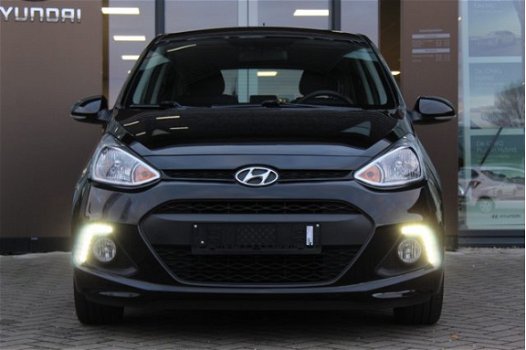 Hyundai i10 - 1.2i | Fifa World Cup Edition | LED | Lichtmetalen velgen - 1