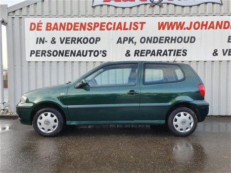 Volkswagen Polo - 1.0 37KW Basic - 1