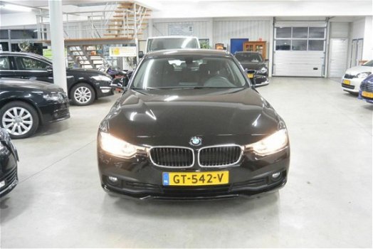 BMW 3-serie - 316d Corporate Lease Essential Automaat Navi ECC - 1