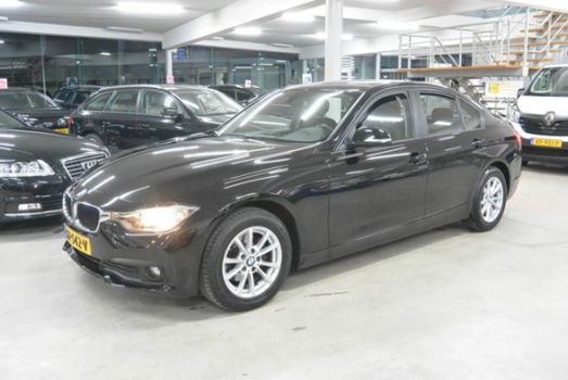 BMW 3-serie - 316d Corporate Lease Essential Automaat Navi ECC - 1