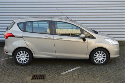 Ford B-Max - 1.6 TI-VCT Trend Aut. *Nette auto* Trekhaak* Winter Pack* Zeeuw & Zeeuw Alphen a/d Rijn - 1