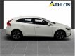 Volvo V40 - 2.0 D2 R-Design Business Navigatie - Xenon - Half Leder - 1 - Thumbnail