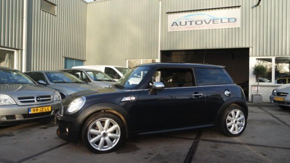 Mini Mini Cooper - 1.6 S XENON-LEDER-PANODAK-17INCH-BOEKJES AANWEZIG - 1