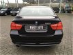 BMW 3-serie - 320i Business Line Climate Cruise Schuifdak Parkeersensoren - 1 - Thumbnail