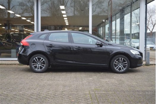 Volvo V40 - 2.0 T2 Nordic - Rijklaarprijs - 1