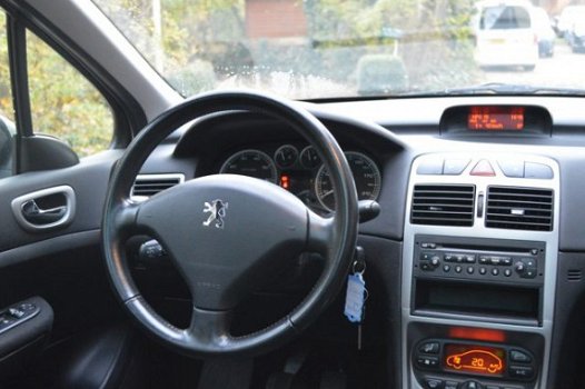 Peugeot 307 SW - 2.0 16V Pack APK 01-2021 - 1