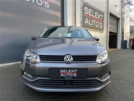 Volkswagen Polo - 1.2 TSI Comfortline Led/Climate/Cruise/16 Inch/PDC/Front Assistent/Mirror Link/Apk - 1