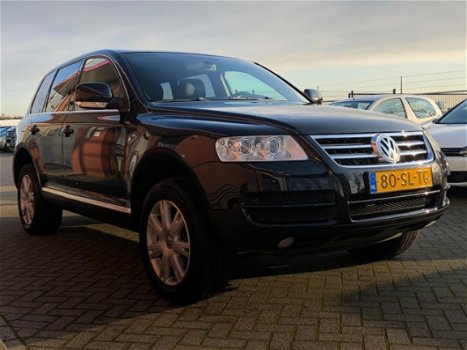 Volkswagen Touareg - 3.2 V6 Highline - 1