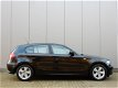 BMW 1-serie - 118i 143pk executive Automaat, PDC, Stoelverwarming - 1 - Thumbnail