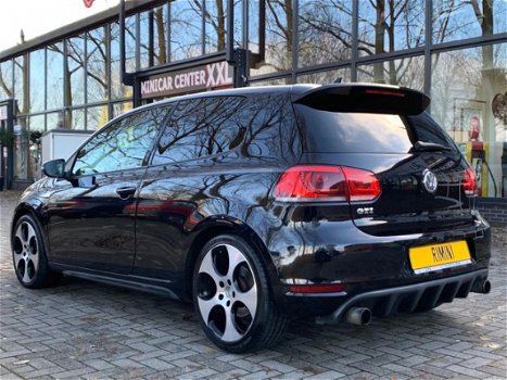 Volkswagen Golf - 2.0 TSI GTI Performance Nieuwstaat - 1