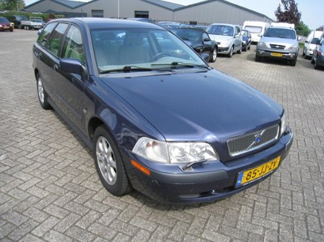 Volvo V40 - 1.8 EUROPA - 1