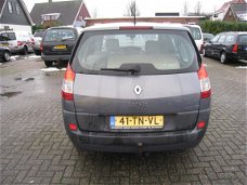 Renault Grand Scénic - 2.0 16V 7P Business Line