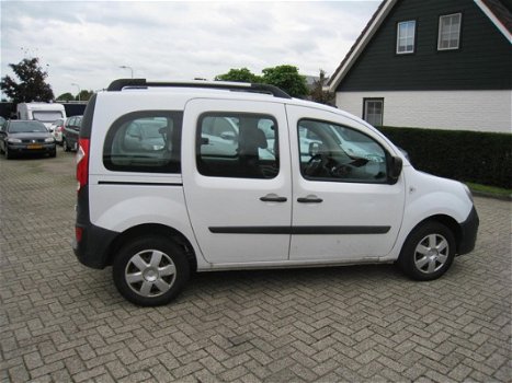 Renault Kangoo Family - 1.5 DCI 50KW Authentique Airco - 1