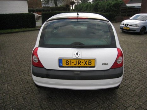 Renault Clio - 1.2 RN 3DR 2005 - 1
