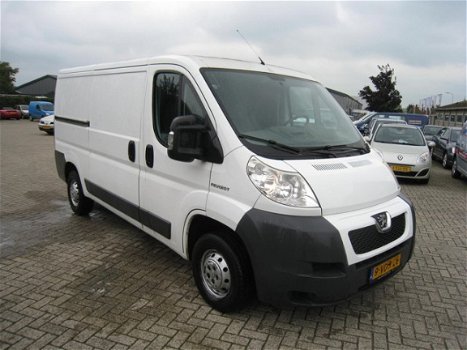 Peugeot Boxer - 330 2.2 HDI 100 L2H1 Airco - 1