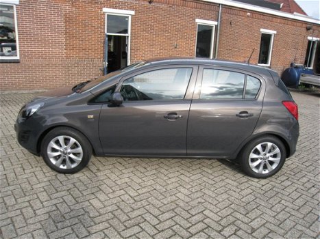 Opel Corsa - 1.4 16V 5D Active Navigatie - 1