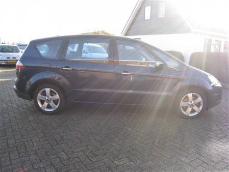 Ford S-Max - 2.0 16V 107KW Navigatie - 1