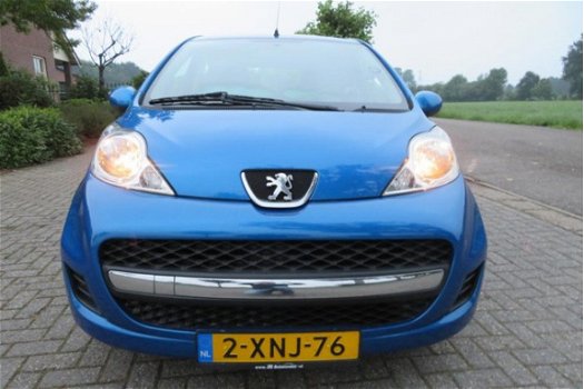 Peugeot 107 - 1.0i met Airco en Vele Opties - 1